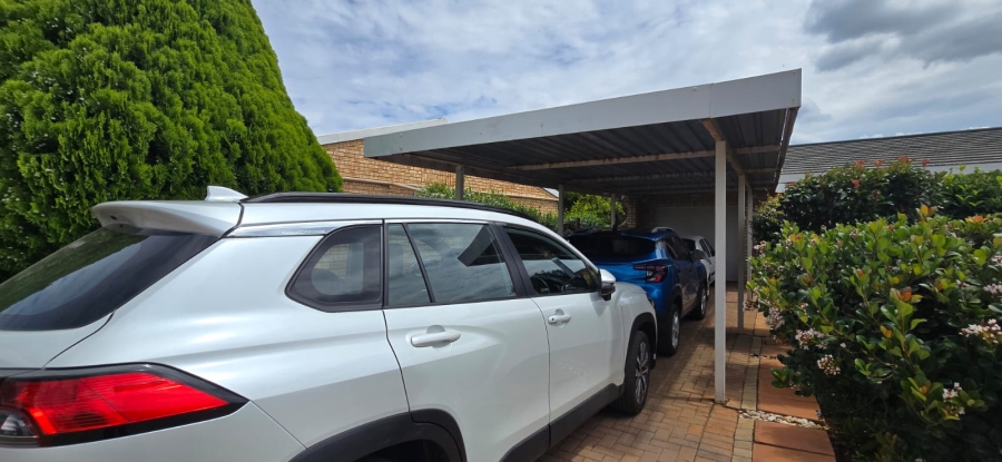 2 Bedroom Property for Sale in Flamwood North West